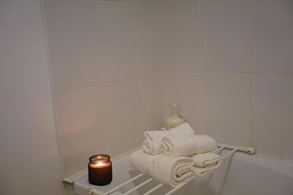 Skyview Retreat Spacious Comfort Лукан Екстериор снимка