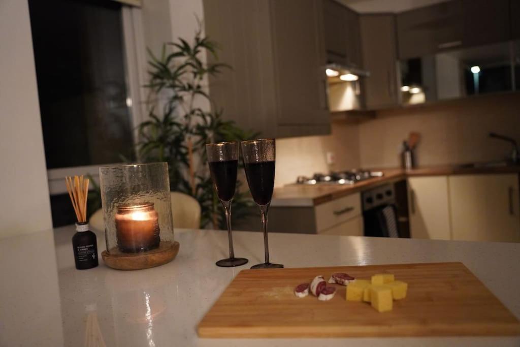 Skyview Retreat Spacious Comfort Лукан Екстериор снимка