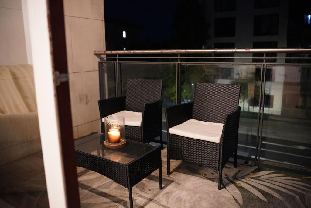 Skyview Retreat Spacious Comfort Лукан Екстериор снимка